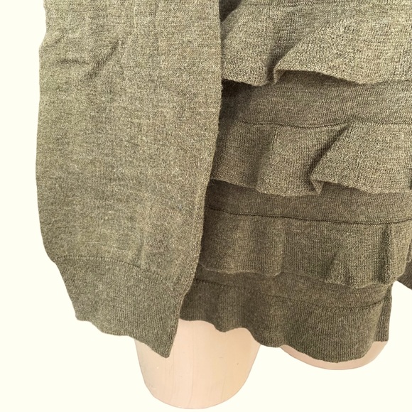 J. CREW Sweater Crew Neck Ruffled Tiers Cotton Wool Knit Olive Green Small - Picture 7 of 15
